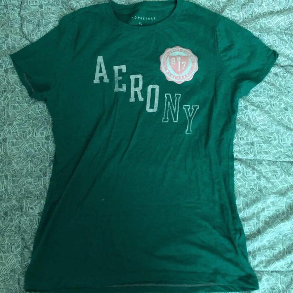 Tee